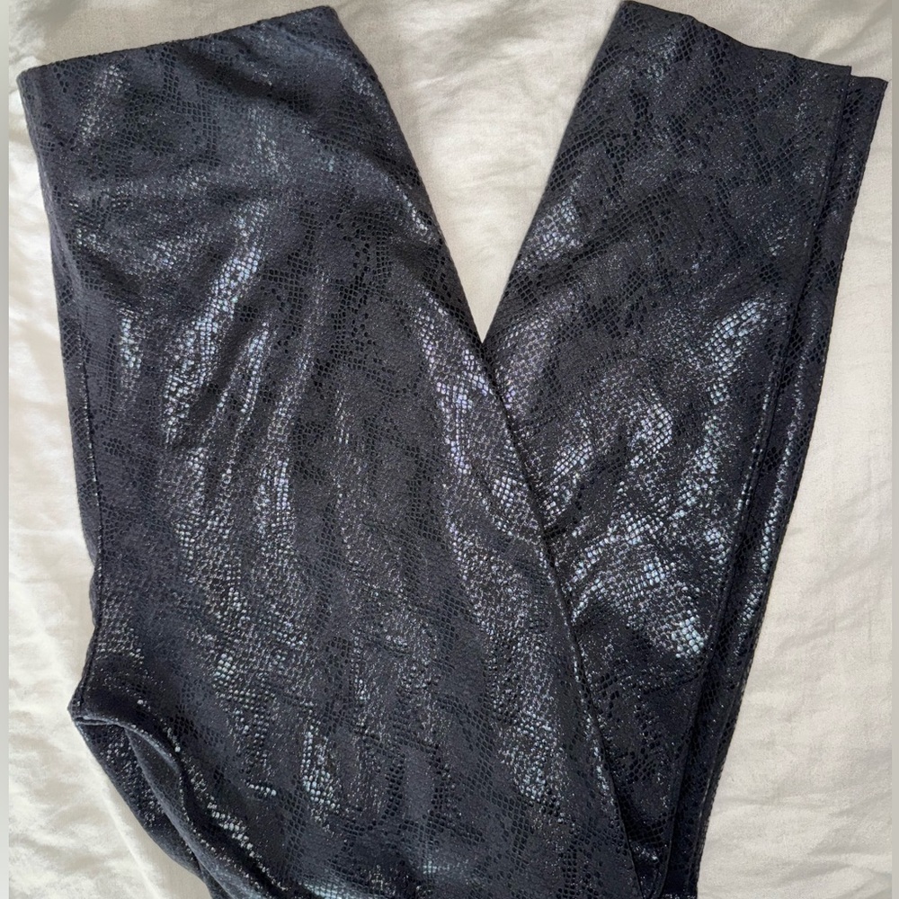 Zara Black Snake Print Leggings